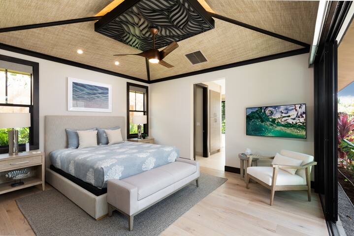 Luxury Nohea Home with Pool & 2 BR Ohana! gallery image 4