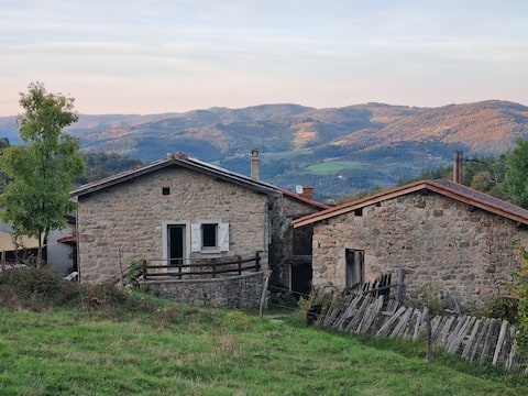 Dryades House in a small hamlet