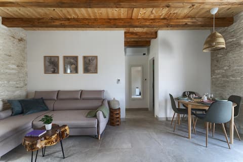 Successful Airbnb property: Botanica in Škrip