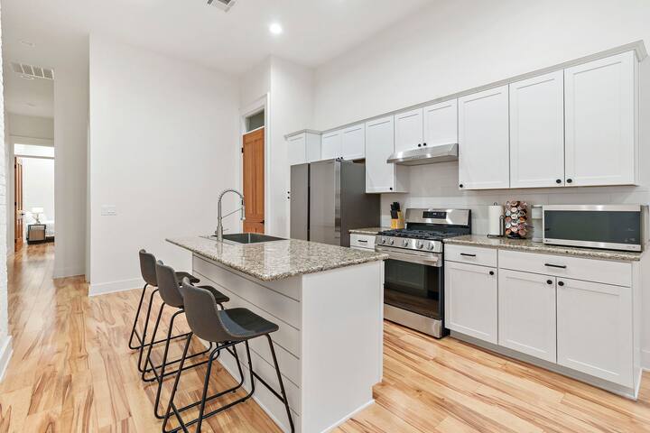 Stunning home in Downtown New Orleans!