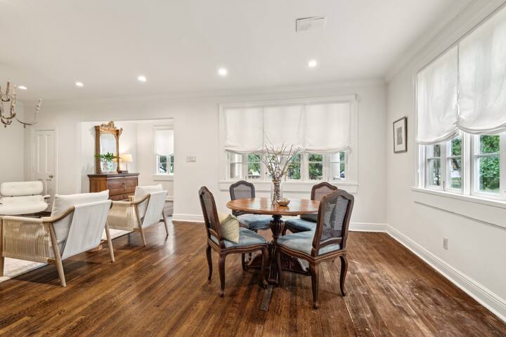 Charming 3-Bedroom French Retreat with Pool gallery image 4