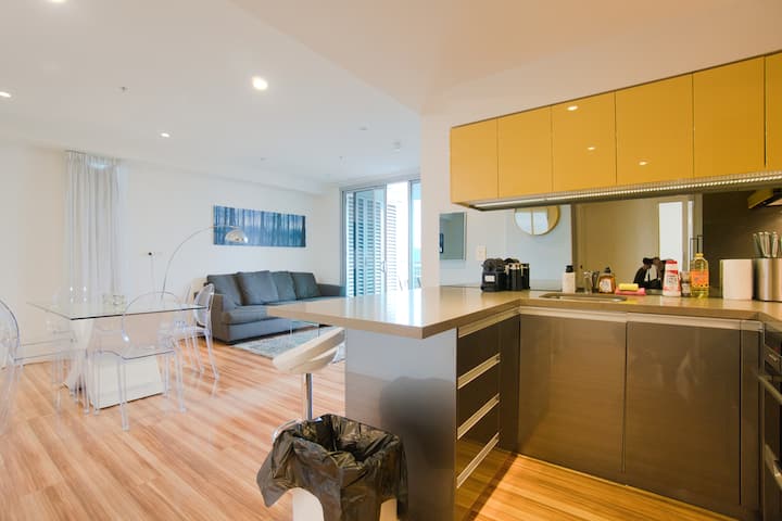 Amyra Residences On Rowlands Place - Unit 706 - Adelaide