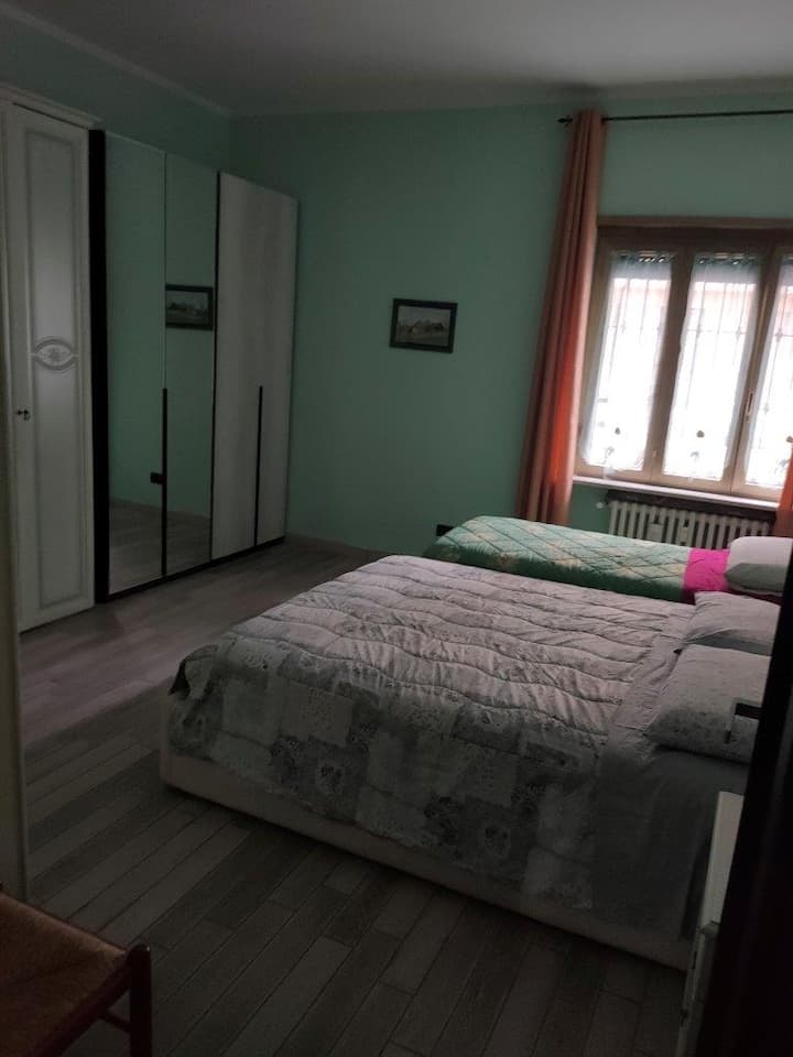 Dhomë gjumi 2