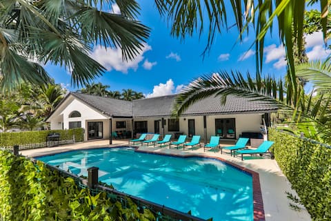 Davie Villa Tropical Paradise