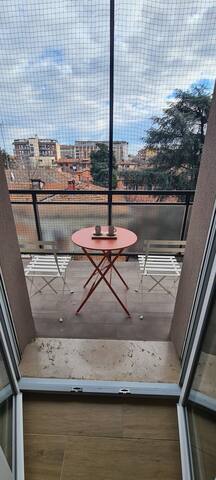 Casa Lucia 5th Floor Apt Superior 3br 2bth gallery image 2