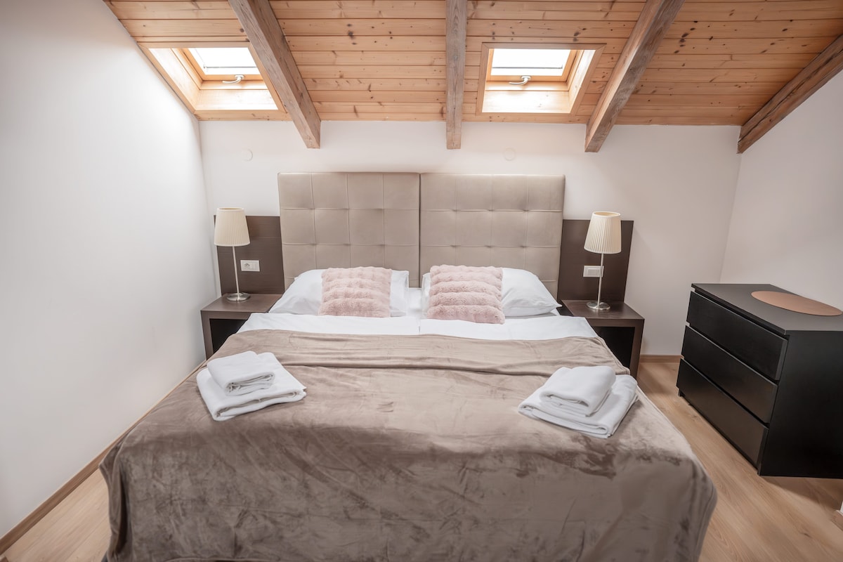 200 x 200 manželských postelí veľkosti King