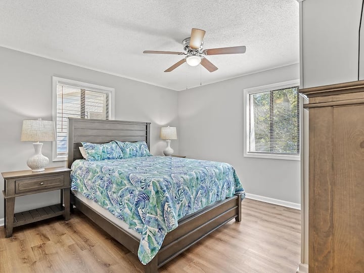 Luxurious Villa Steps From Beach - North Myrtle Beach, SC
