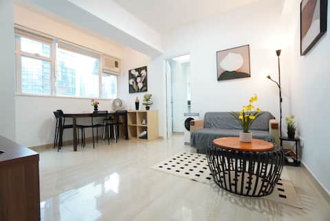 (TK) Cozy 3 Bedrooms in Causeway Bay 2 mins to MTR
