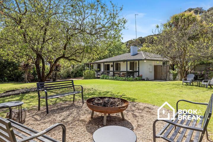 Becket Park Veranda & Gardens