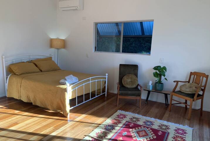 Beach, bush and river getaway gallery image 4