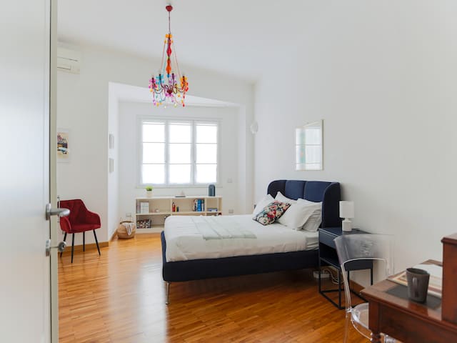 The Best Rent – Wide multi-room flat in Missori