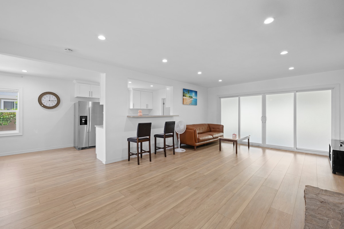 Popular Airbnb listing: Good!Single house with pool and yard in Temple City