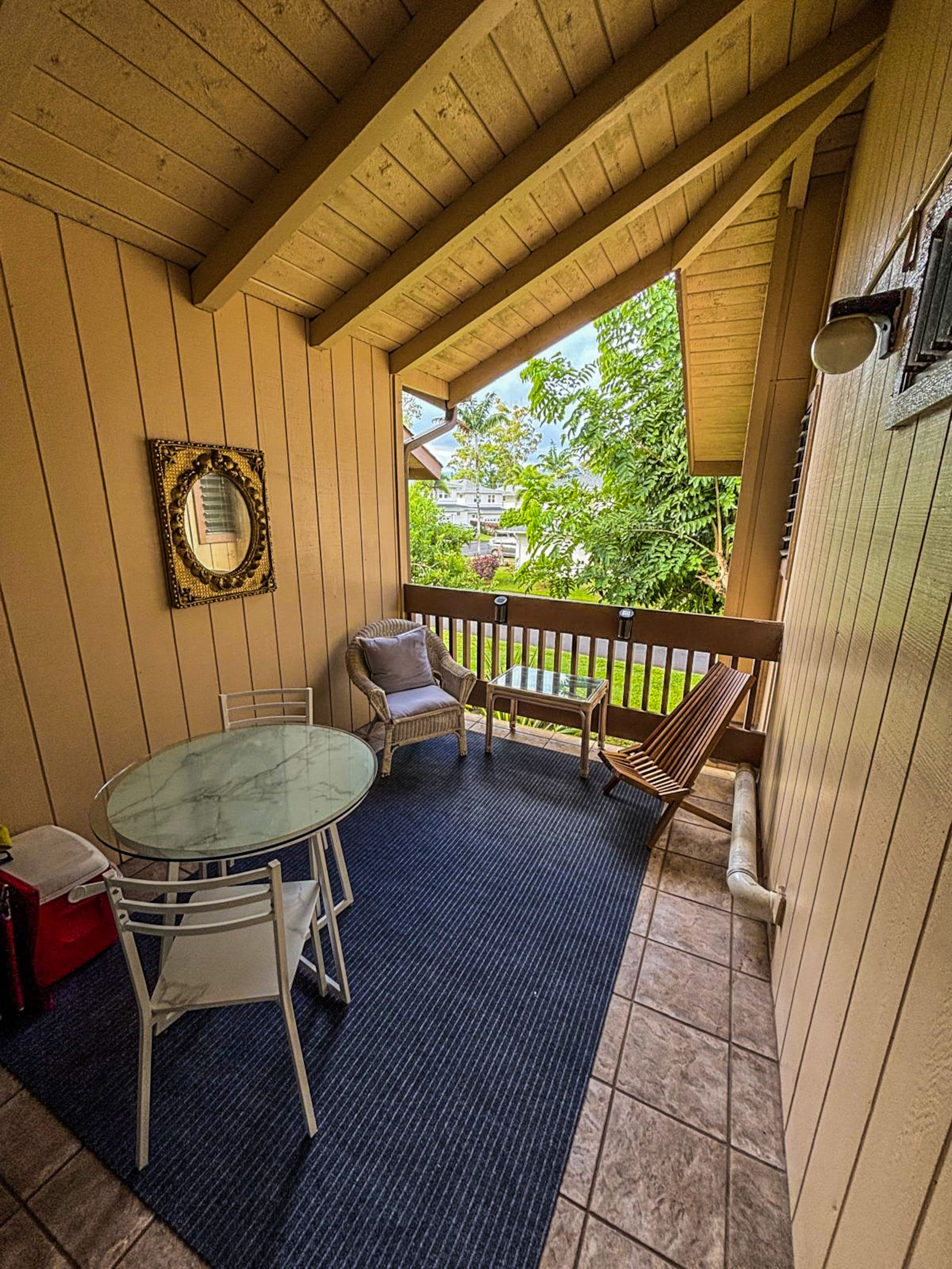 Charming N Shore Studio | Lanai | Pool & Hot Tub - Photo 8