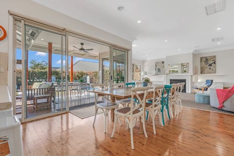 Echuca 5-BR Escape Sunny Pool Days Alfresco Nights