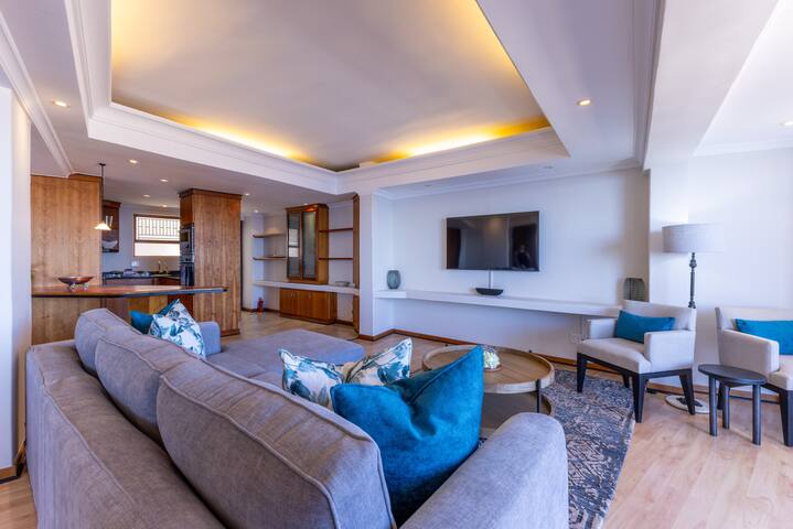 Ocean Sunset Bliss – On Beachfront gallery image 4