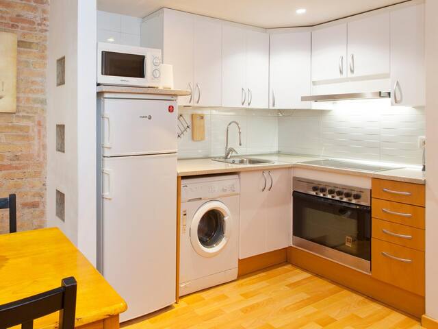 Family Flat 2 rooms for 3 – Near Center gallery image 4