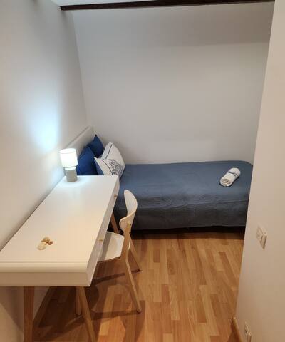 Family Flat 2 rooms for 3 – Near Center gallery image 5