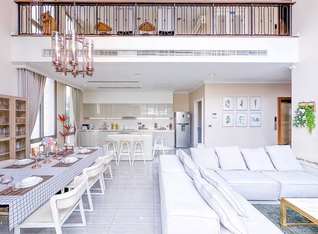 Lavish Pool Club Villa in Thonglor Core ｜600m BTS gallery image 4