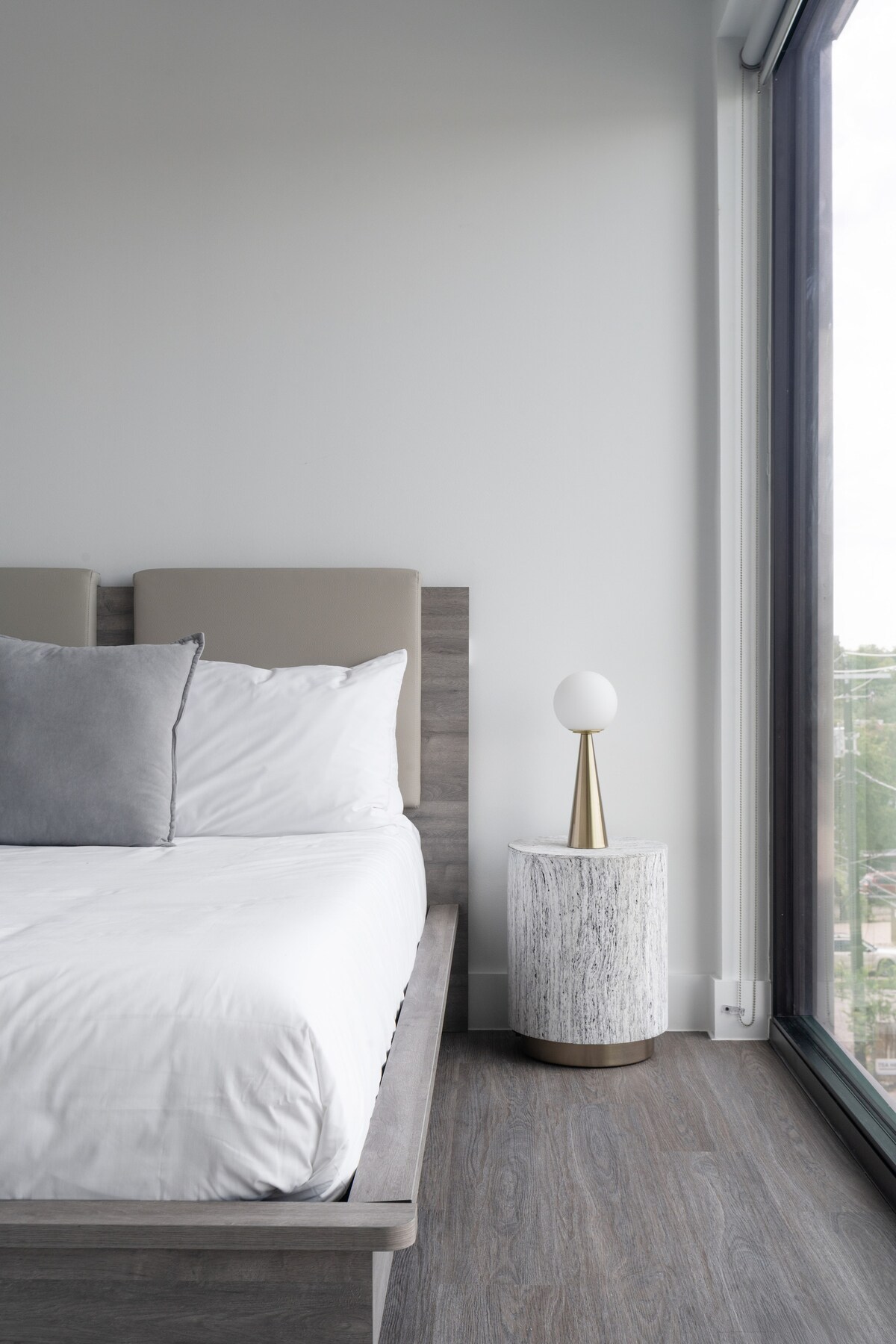Studio Haus | Explore Nearby Bars & More on 6th