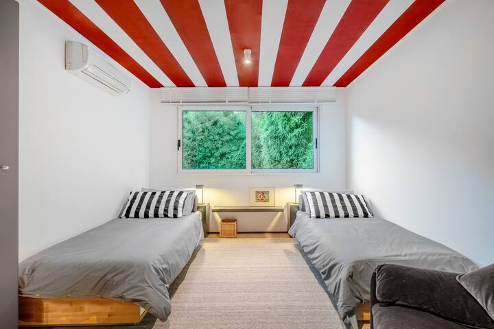 Fiera_Design_Villa gallery image 4