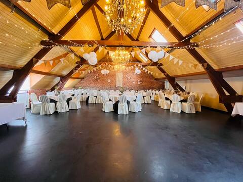 Gîte Le Fenil with party room