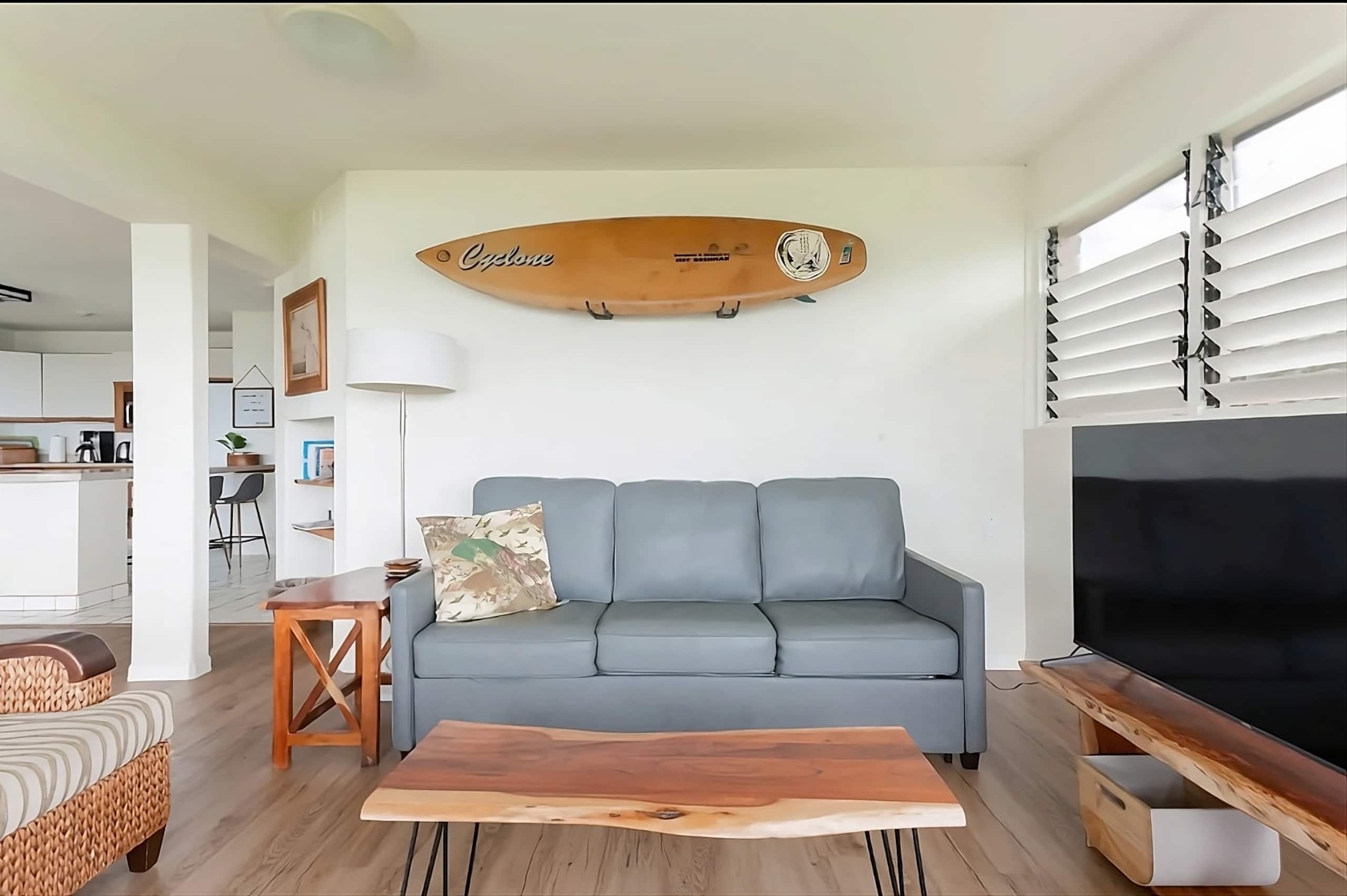 Home in Hilo · ★5.0 · 3 bedrooms · 7 beds · 3 private baths - Image 5