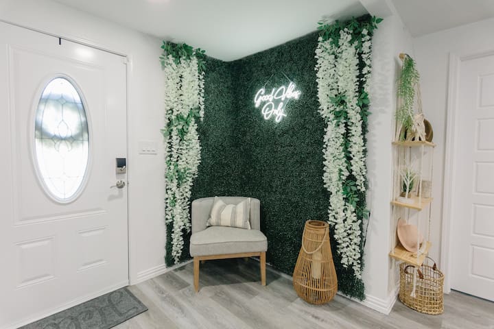 A Sweet Dream on Elm St | Minutes to DFW Airport