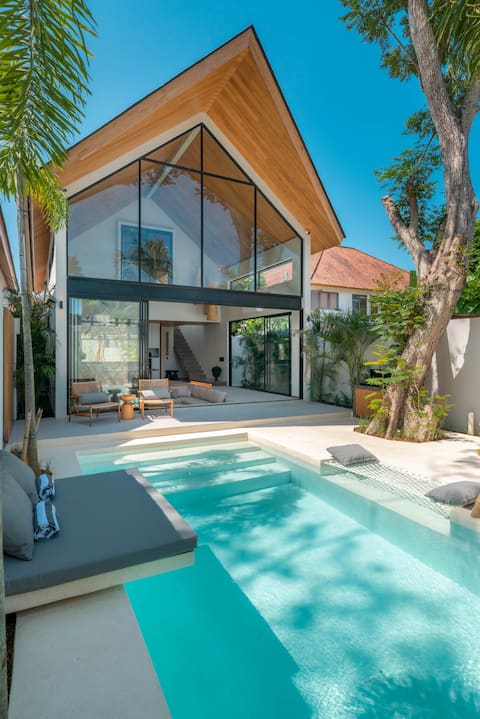 Luxe & Stylish 3BR Villa Just Steps from the Beach