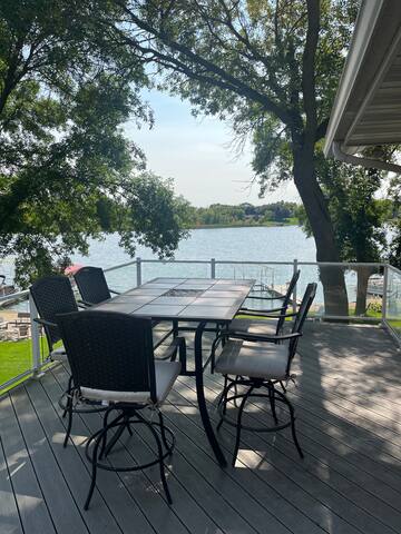 Lake home – private sand beach/swimming Maple Lake gallery image 5