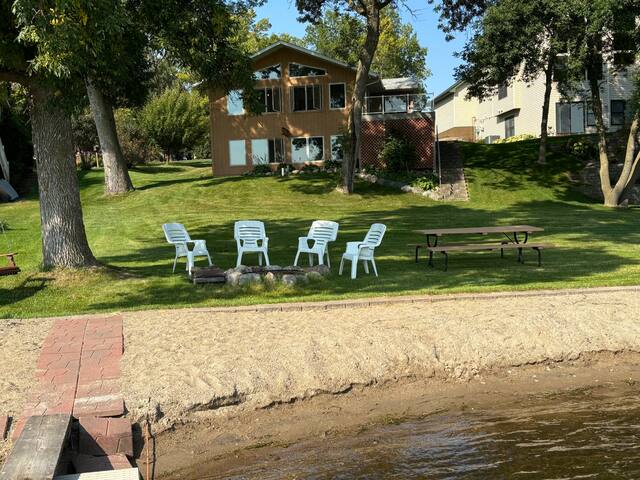 Lake home – private sand beach/swimming Maple Lake gallery image 4