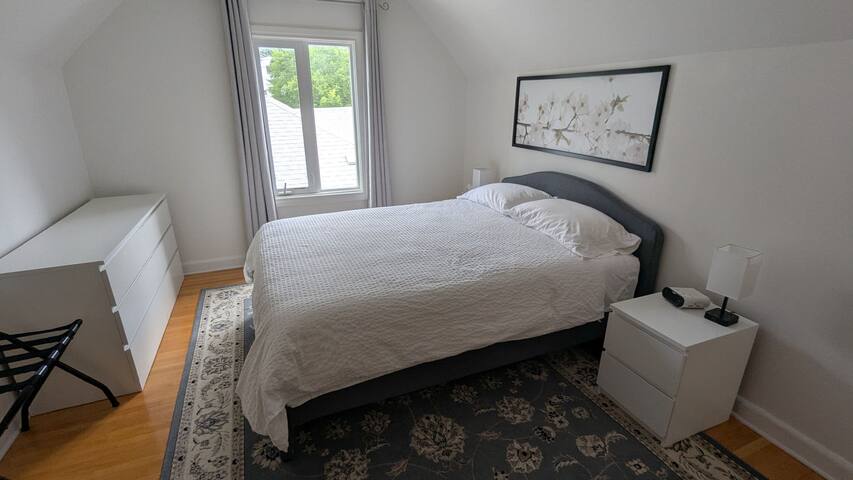 Whole house in River Heights gallery image 4