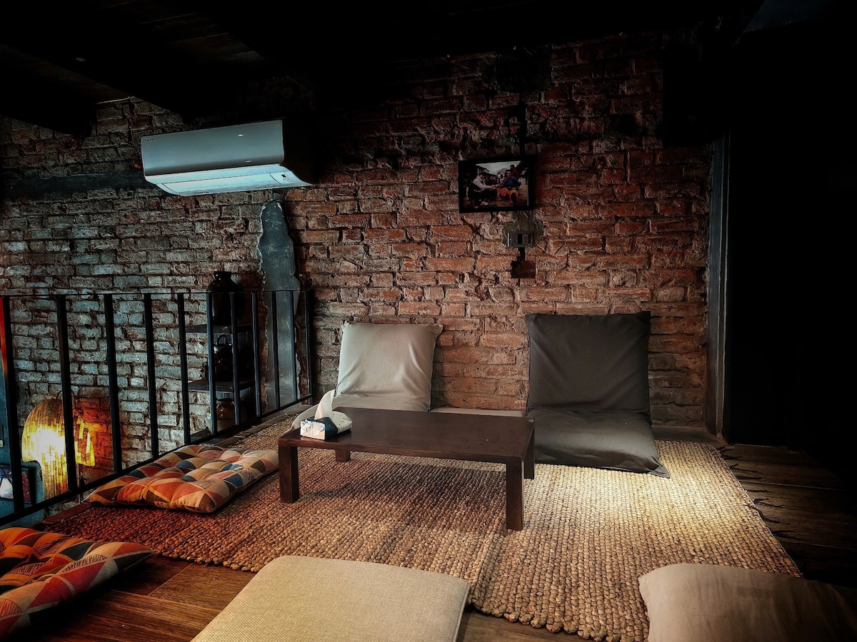 Light-filled loft near Hoan Kiem Lake in Hanoi