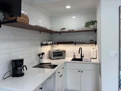 Popular Airbnb listing: The Cape Cottage in West Dennis