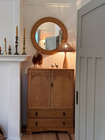 Designer Family Home Steps to the Ocean gallery image 3