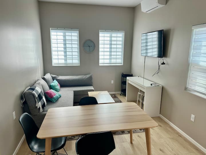 Whole Unit - Close To The Beach And Highways - Torrance, CA