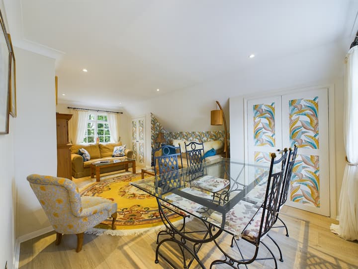 Rural Retreat With Scenic Views. - Tonbridge