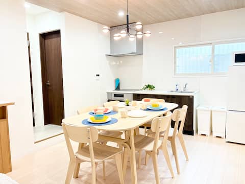Right in the Heart of Yokohama Chinatown | 1st Floor of a Single-Family Home | 60㎡ | For up to 6 peo