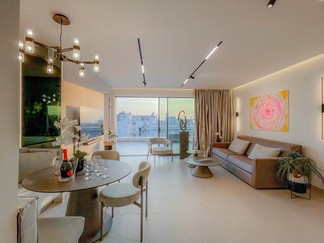 Luxury Penthouse 2 BDR