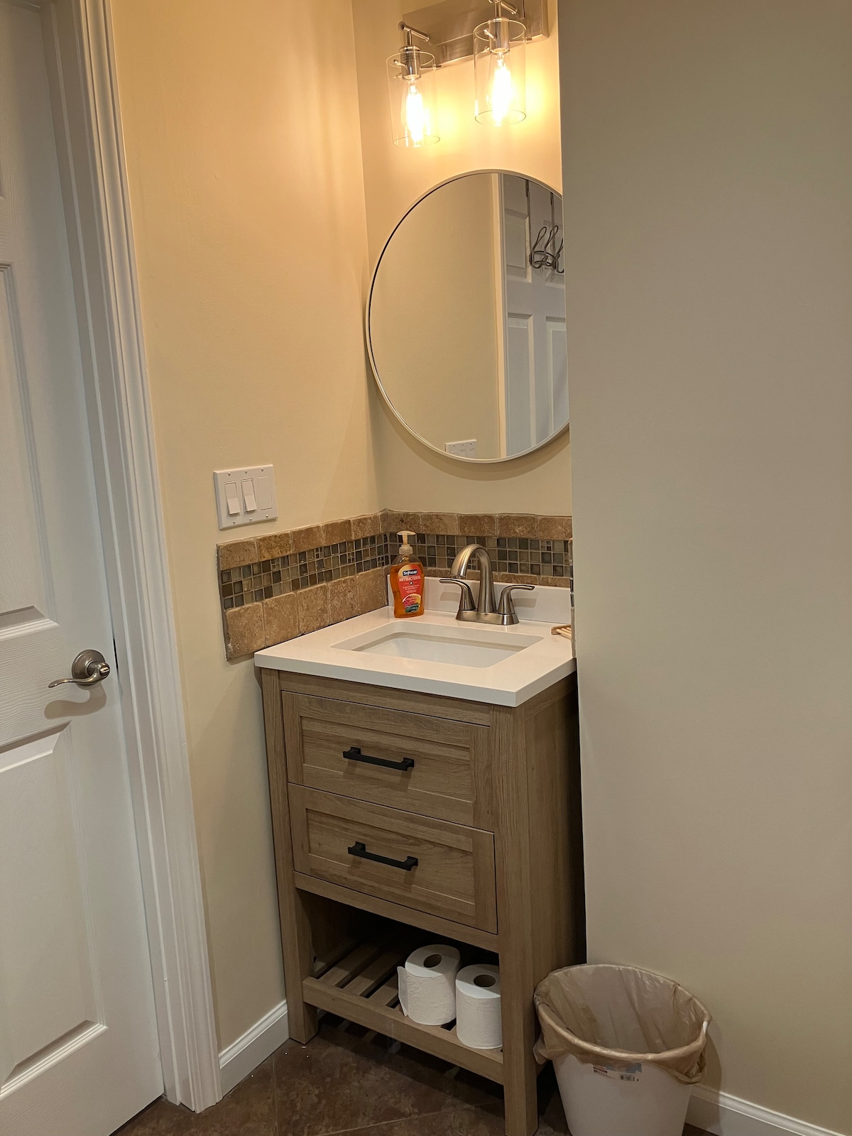 Buford Lanier Private Bed & Bath Suite, 1 Bedroom