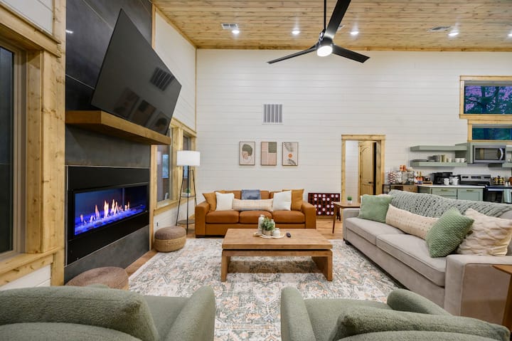 Secluded Family Getaway | 5 Mins Central Hochatown - 布羅肯鮑