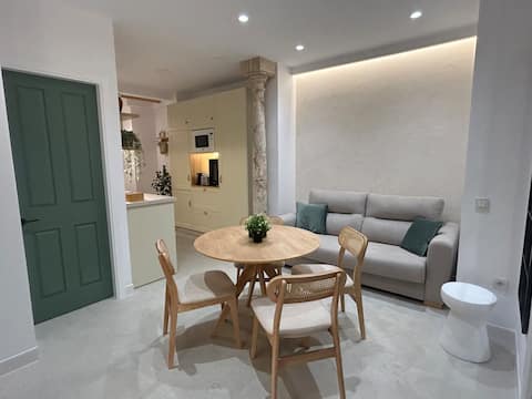 Propiedad de Airbnb exitosa: Luxury apartment with heated pool en Nerja