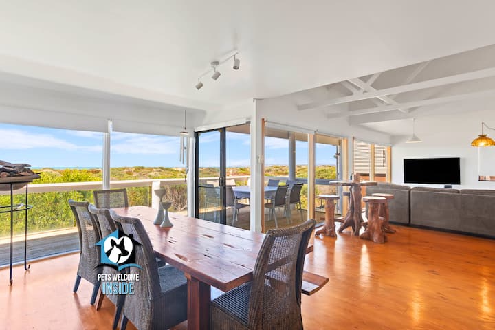 Dunes + Stunning Sea Views At Wolfgangs Shack - Port Elliot