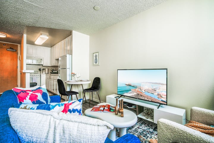Oceanview Penthouse Luxury Stay Steps To The Beach - Santa Monica