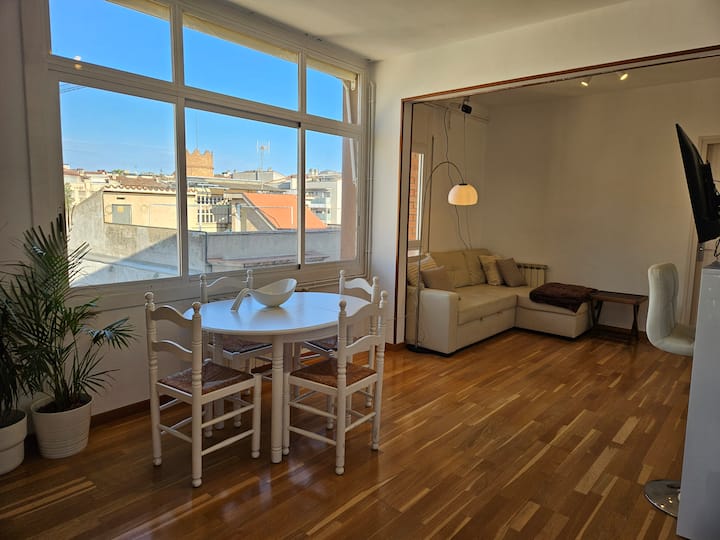 Charming & Bright Apt In Bcn Suburbs 1-4 Persons - Terrassa
