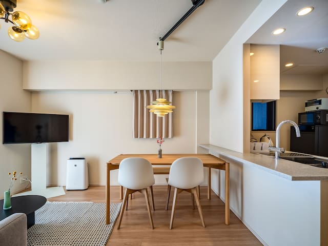 Shibuya Premier 2BR Apt 55sqm | Kitchen & Washer