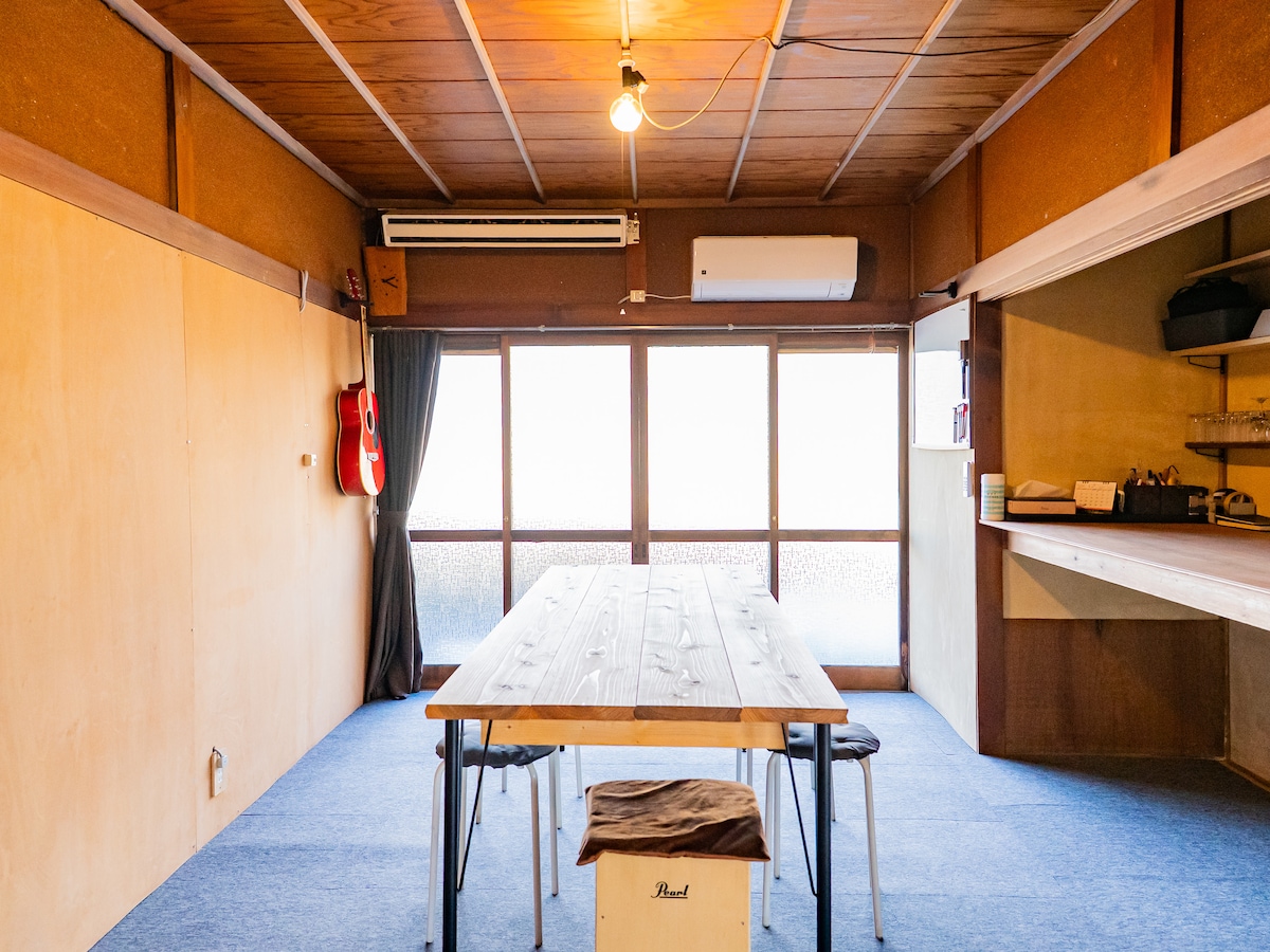 Tatami room