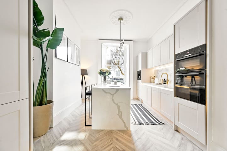 Elegant Chelsea House w/Primary Suite