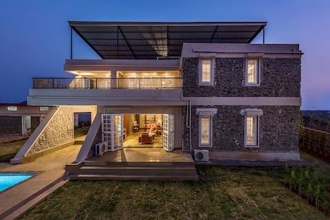 5BHK Villa in Igatpuri By Phoenix Stays