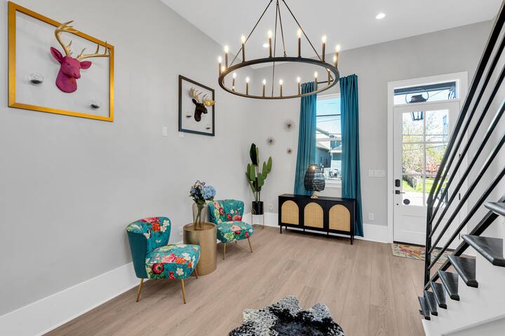 Pool | Minutes to Superdome & French Quarter | 5BR gallery image 4