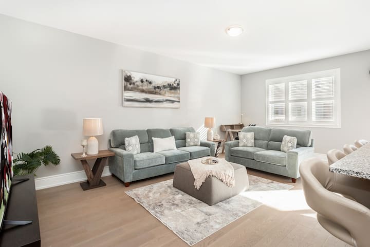 Townhome In Oakville - 奧克維爾